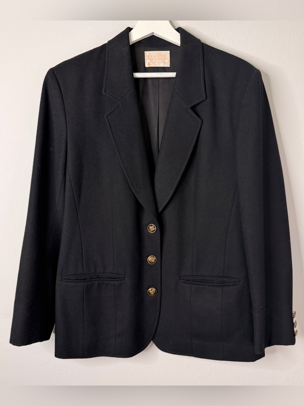 Vintage Pendleton 100% Virgin Wool Black Blazer Gold Buttons Lined USA Size 6